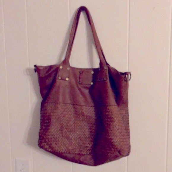 Garnet hill woven leather hobo bag made in Italy - Picture 2 of 7